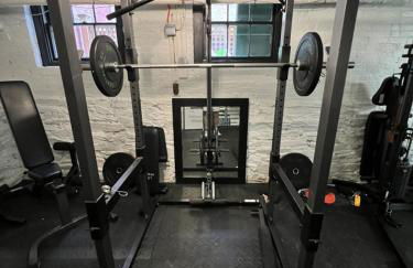 Local Landmark - Gorgeous Historic Home - Foto 37