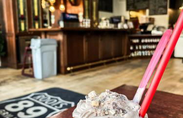 The Jailer's Cottage * Entire Home * Sleeps 12 - Foto 47