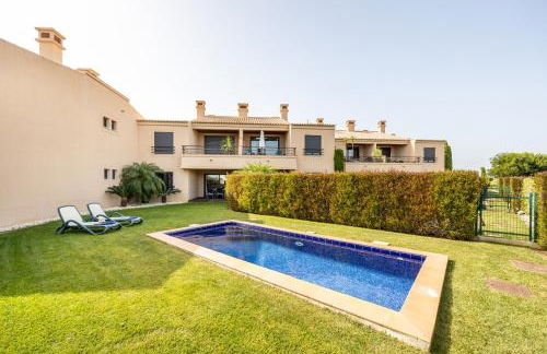 CoolHouses Algarve, Luz 2 bed elegant flat, private pool & garden, SPA facilities, Mar da Luz 19 - Foto 1