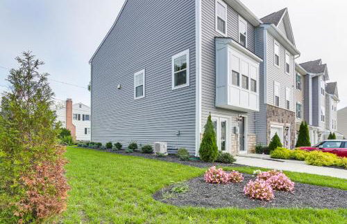 2 Mi to Hollywood Casino Charles Town Townhome! - Foto 29