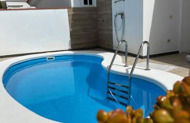 Villa Alexander - Photo 1