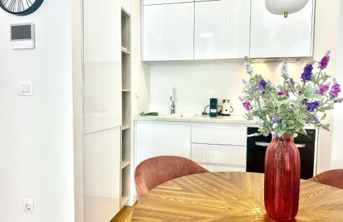 Sofi - modern with private garage - Photo 12