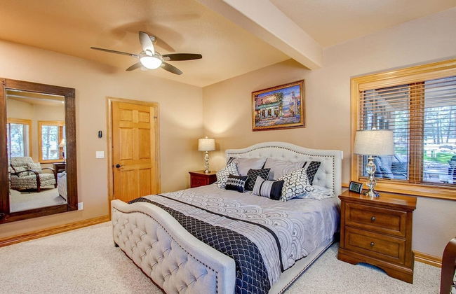 3bdwhere the Foxes Runluxurious, Usaf Academy - Foto 5