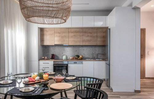 Khroma Luxury Suite 1 Beach front apartment - Photo 60