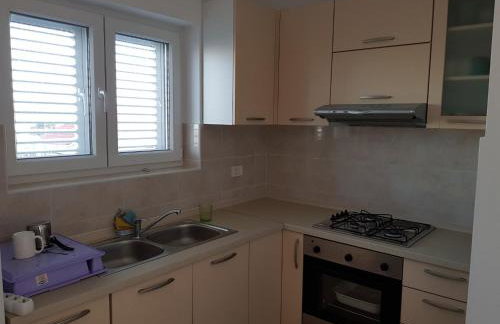 Contemporary Apartment in Neviđane near Sea - Foto 32