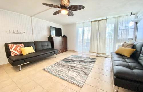 Beachfront Condo with Amazing Views - Photo 1