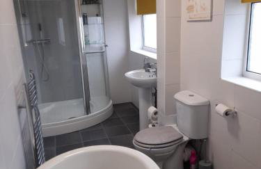 Quiet 3 bed close to the A1 - Foto 12