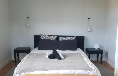 Villa Colin, la tête dans les bois, à deux pas de la mer, classée 4 étoiles - Foto 11