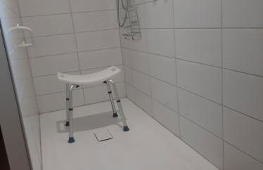 Villa le Menhir 4 Ch au Bord du Lac et Terrasse - Foto 5