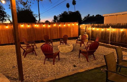 Sleeps 12 - Hot Tub - Pool - Game Room & Fire Pit! - Foto 54