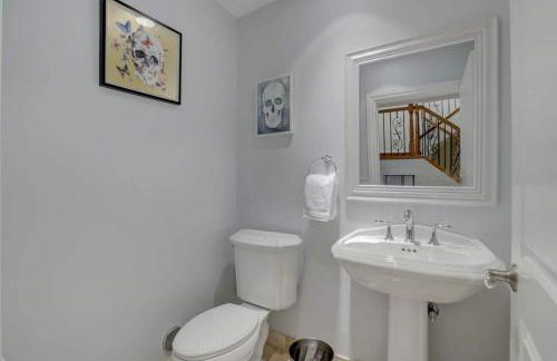 Private Patio Cali King Bed Walk to Las Olas - Foto 24