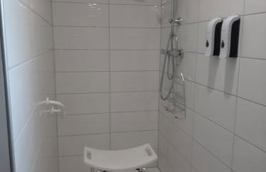 Villa le Menhir 4 Ch au Bord du Lac et Terrasse - Foto 10