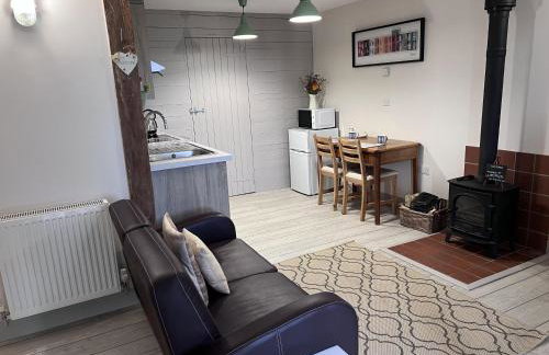 Poachers Hut 1-Bed Cottage Sleeps 2 Pet Friendly - Foto 15
