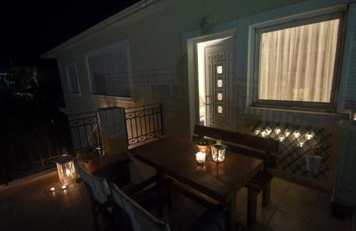 House of Hats - next to the coast - Karavomylos - Photo 6