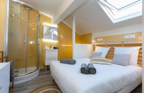 Duplex : Plage 300m, Clim, Netflix - Photo 24