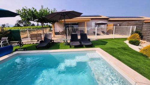 En Ardèche, maison de vacances L'Odalys climatisée avec sa piscine privée et chauffée - Foto 3, sunbed