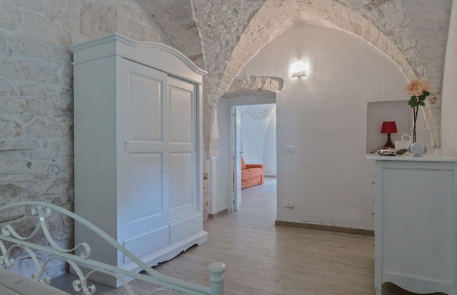 La Bianca Suite - Photo 10