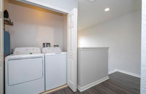 Cozy 4BR Regal Oaks close to Disney - Foto 56