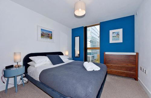 The Vizion serviced apartments from Pincott Properties - free parking, private balcony, and WiFi - Photo 23