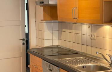 Hamburger Villenviertel, ganzes Haus mit 5 Einbettzimmern,1 Esszimmer - Foto 9