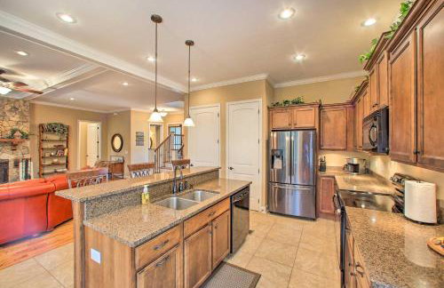 Townville Lakefront Cottage with Private Dock! - Foto 6