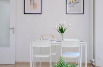 Bright, 2 bedrooms, central, garage and balcony - Foto 4