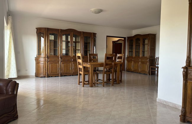 Poolside Apartment with 2 bedrooms, patio and BBQ - Foto 36