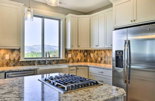 Chic Willamette Valley Home with Deck and Vineyard! - Foto 11