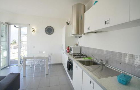 Stunning Home In Magliolo With Sauna - Photo 5