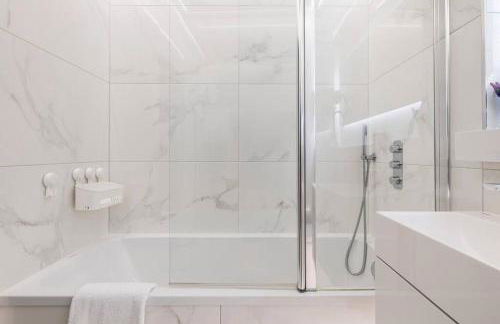 Immaculate 3 Bed Apartment with Private Entrance in Inverleith - Foto 49