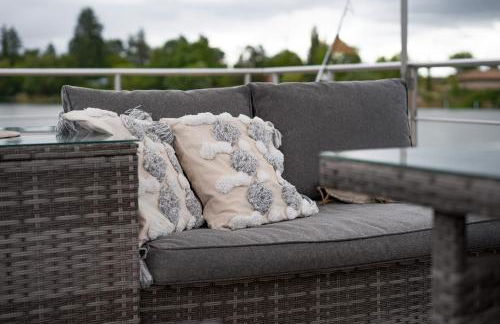 Lieblingsplatz Parey - schwimmendes Living Luxboot - Foto 19