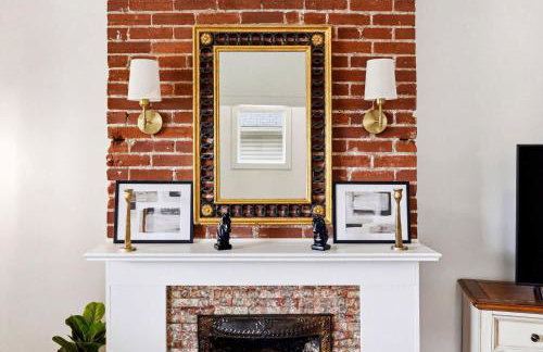 Cozy 2-Floor Home 5BR 3BA 2 Kitchens Backyard - Foto 10