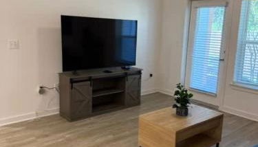 Luxury Resort Living, Pool, BBQ, Fitness Center, 1st Floor, Minutes 2 May Clinic - Foto 3