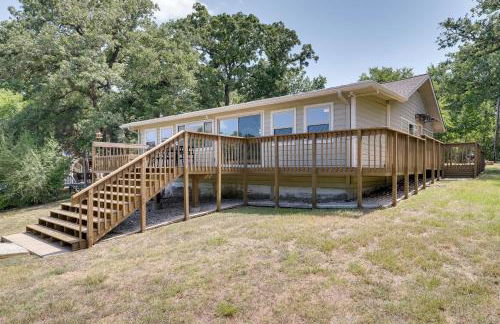 Lakefront College Station Home Near Texas A and M! - Foto 1