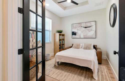Bright New Home Family Oasis Near the Shore - Foto 10