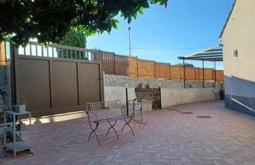 Aetna Silva - Photo 4