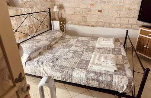 Sto al Trullo - Historic Trullo with Private Jacuzzi and Sauna - Foto 13