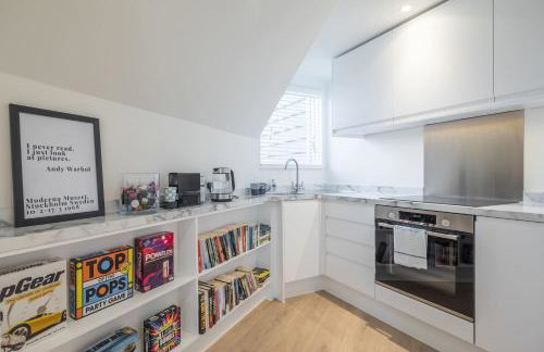 Beautiful Central Apt With Parking - Foto 1