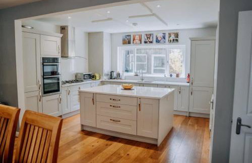 Charming St Davids Cottage with Cathedral Views - Foto 3