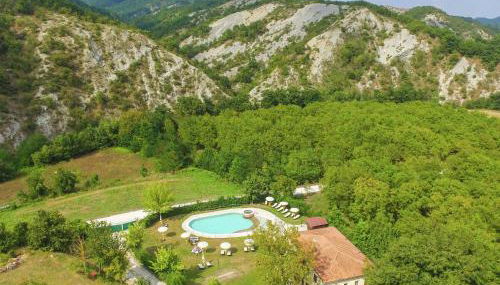 Mansion in Apecchio near Lake and Pool - Photo 4