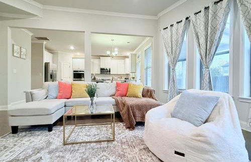 Luxury 5 Bedroom 4 bath open kitchen living room - Foto 34