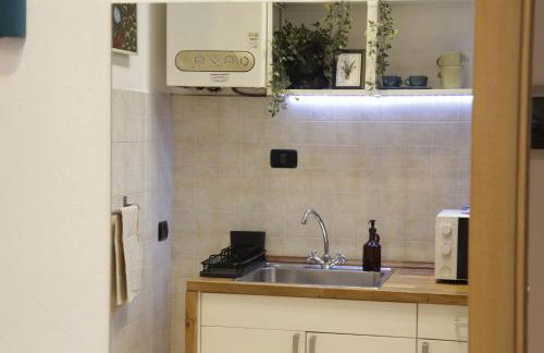 Midnight blues for 3 people near the airport - Foto 28