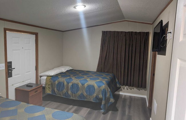 Cotulla Homes - Photo 15