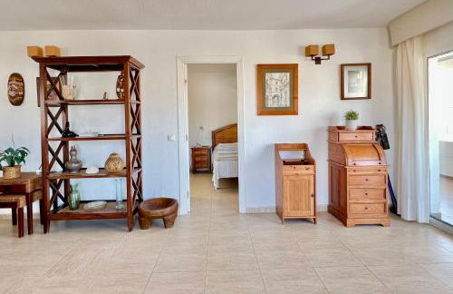 Magnífico Ático 4 hab frente a la playa con piscinas parking incluido por keywise - Foto 13