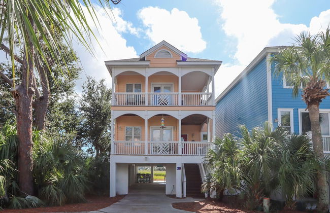 Two-story Family Home w/ Views of Inlet & Island - Pet Friendly - Foto 1