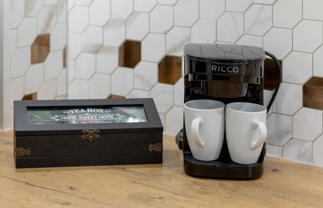 Apartment & Garden by Renters Prestige - Photo 12