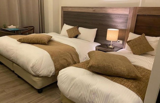 moses residence - Photo 11