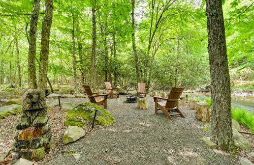 Woodsy Big Bass Lake Hideaway with Fire Pit and Deck! - Foto 29