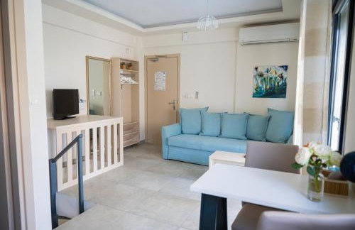 Callista Suites - Photo 13