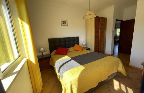 VILLA EBER - independent 1 & 2 bedroom apartments, pool, air con, fast Wi-Fi, near old town of Albufeira and beaches - Foto 30